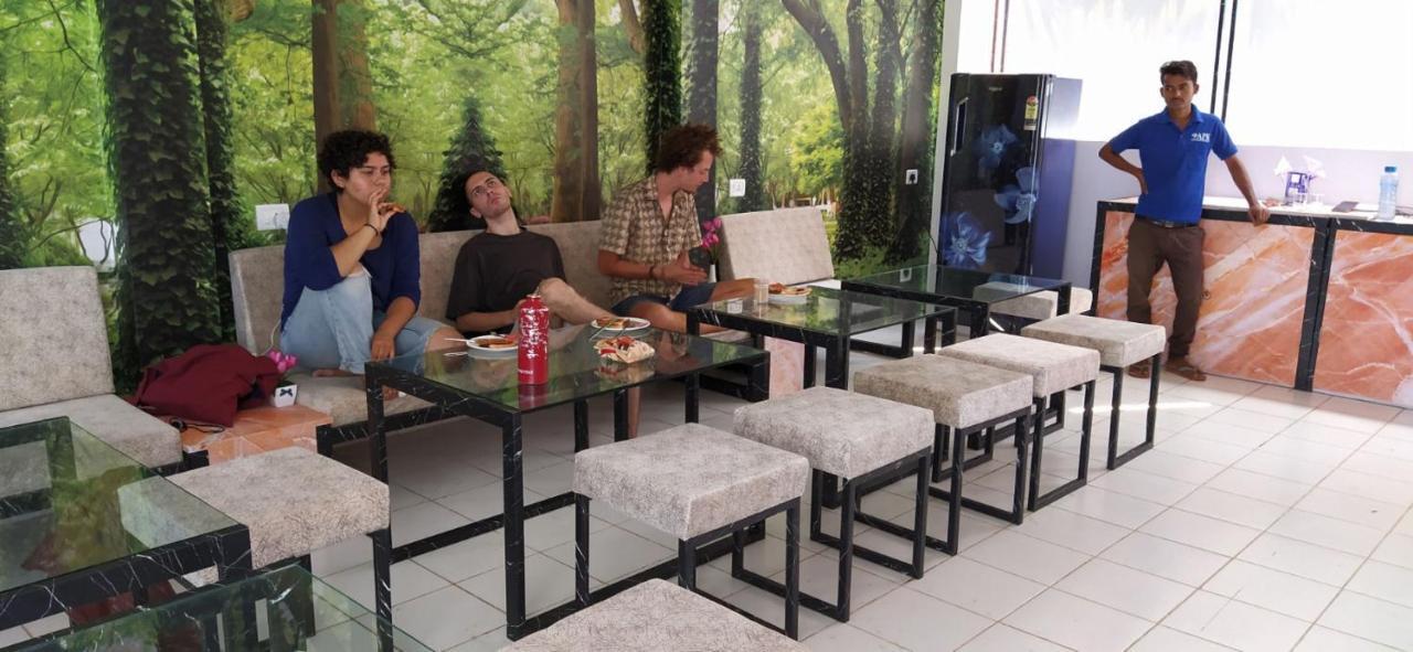 Banaras Hostel Kakarmatha Εξωτερικό φωτογραφία